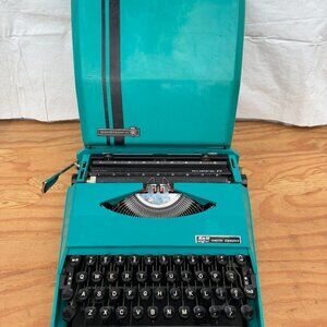 Vintage Aqua SMITH CORONA SUPER G Portable Typewriter w/ Cover